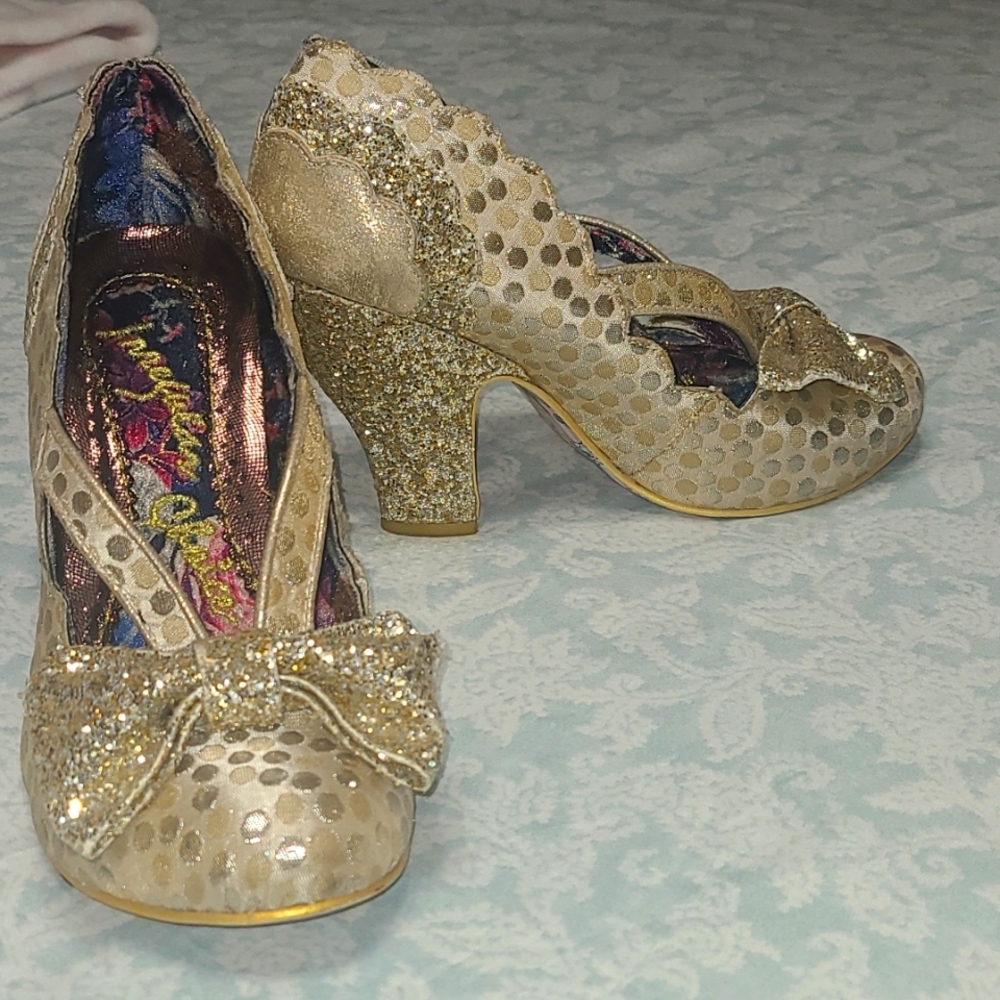 Irregular choice heels